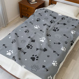 Cozy Plush Pet-Themed Blanket, Furry Friends Blanket, Animal Lover Gift, Cozy Home Decor, Snuggly Throw for Cats & Dogs